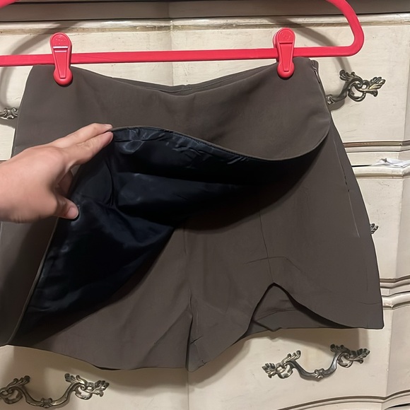 Saint Rebels brown mini skort never worn - Picture 2 of 4